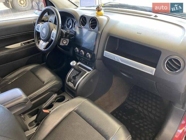 Червоний Джип Compass, об'ємом двигуна 2 л та пробігом 170 тис. км за 9500 $, фото 16 на Automoto.ua