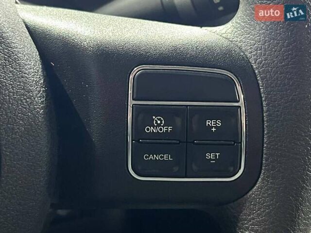 Червоний Джип Compass, об'ємом двигуна 2 л та пробігом 105 тис. км за 11300 $, фото 19 на Automoto.ua