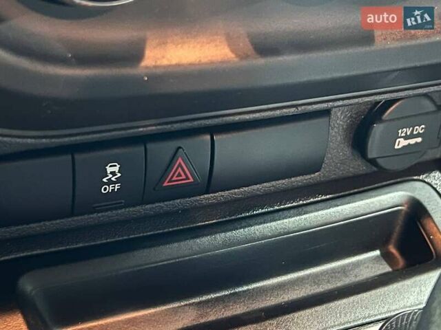 Червоний Джип Compass, об'ємом двигуна 2 л та пробігом 105 тис. км за 11300 $, фото 13 на Automoto.ua