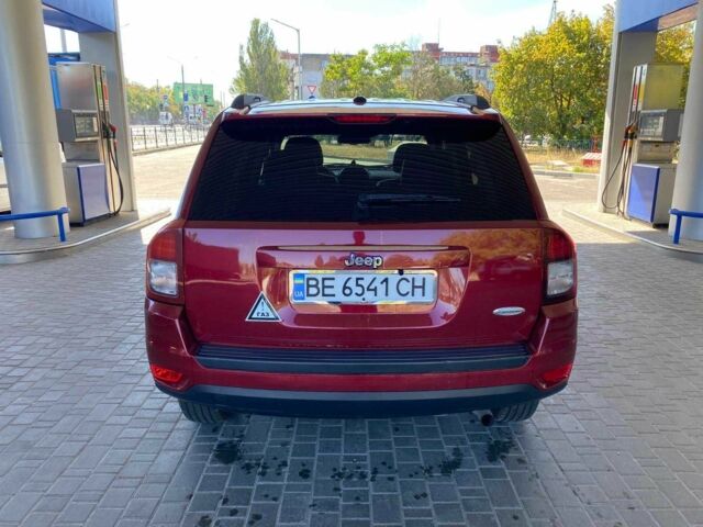 Красный Джип Компас, объемом двигателя 2 л и пробегом 170 тыс. км за 9500 $, фото 7 на Automoto.ua