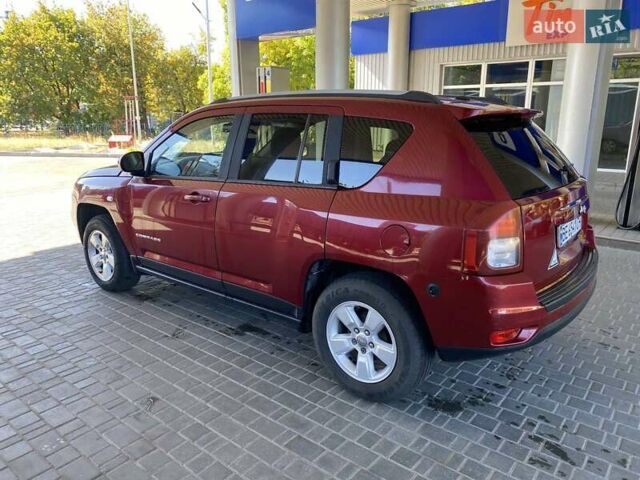 Червоний Джип Compass, об'ємом двигуна 2 л та пробігом 170 тис. км за 9500 $, фото 9 на Automoto.ua