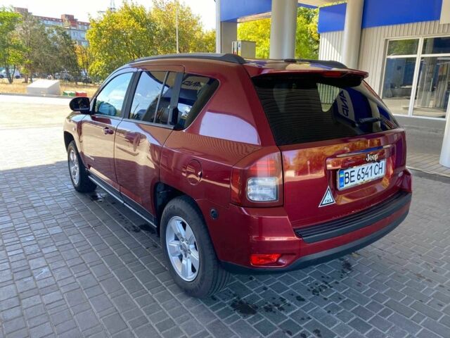 Красный Джип Компас, объемом двигателя 2 л и пробегом 170 тыс. км за 9500 $, фото 8 на Automoto.ua