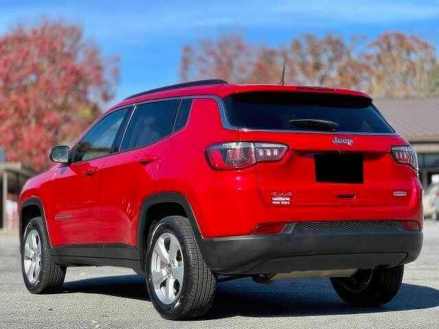 Красный Джип Компас, объемом двигателя 2.4 л и пробегом 89 тыс. км за 4000 $, фото 6 на Automoto.ua