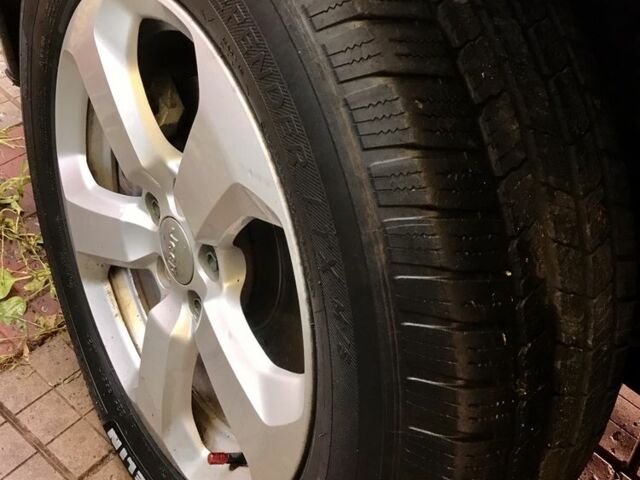 Красный Джип Компас, объемом двигателя 2.4 л и пробегом 100 тыс. км за 14754 $, фото 7 на Automoto.ua