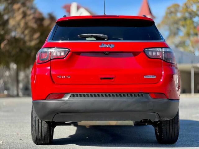 Красный Джип Компас, объемом двигателя 2.4 л и пробегом 69 тыс. км за 8400 $, фото 5 на Automoto.ua