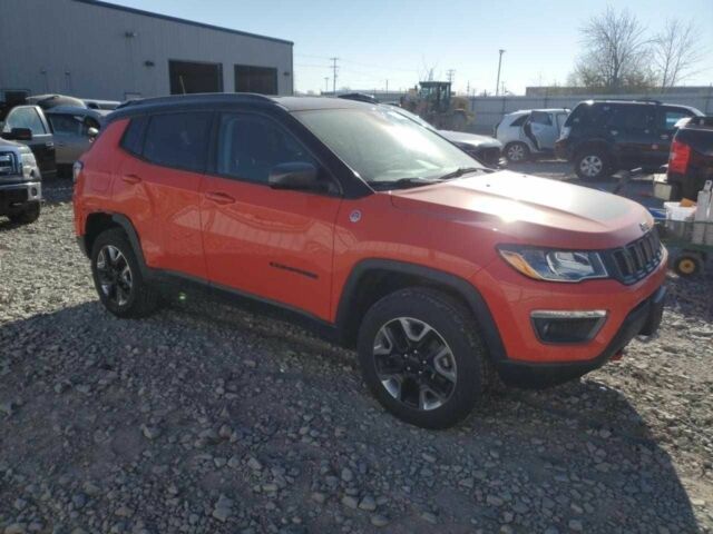 Червоний Джип Compass, об'ємом двигуна 2.4 л та пробігом 72 тис. км за 1300 $, фото 3 на Automoto.ua
