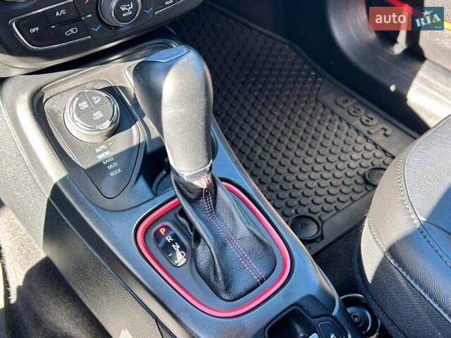 Червоний Джип Compass, об'ємом двигуна 2.36 л та пробігом 136 тис. км за 16000 $, фото 27 на Automoto.ua