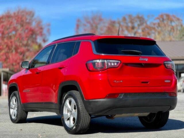 Красный Джип Компас, объемом двигателя 2.4 л и пробегом 69 тыс. км за 8400 $, фото 4 на Automoto.ua