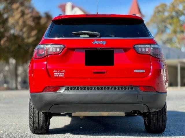 Красный Джип Компас, объемом двигателя 2.4 л и пробегом 89 тыс. км за 4000 $, фото 5 на Automoto.ua