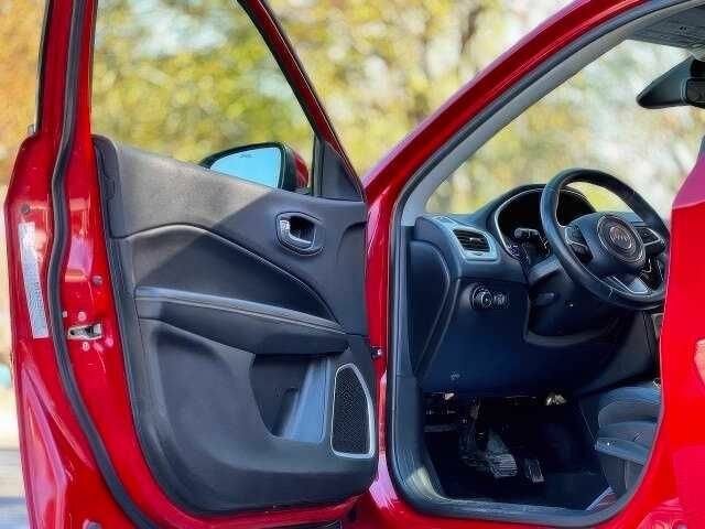 Красный Джип Компас, объемом двигателя 2.4 л и пробегом 89 тыс. км за 4000 $, фото 8 на Automoto.ua