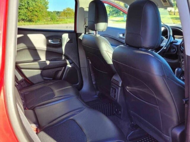 Красный Джип Компас, объемом двигателя 2.4 л и пробегом 81 тыс. км за 8000 $, фото 14 на Automoto.ua