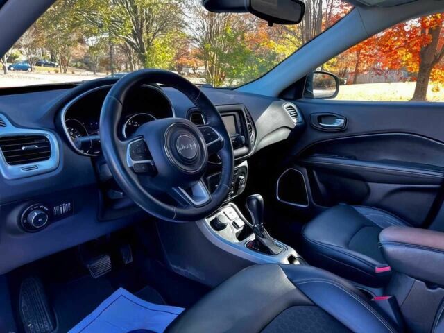 Красный Джип Компас, объемом двигателя 2.4 л и пробегом 69 тыс. км за 8400 $, фото 12 на Automoto.ua