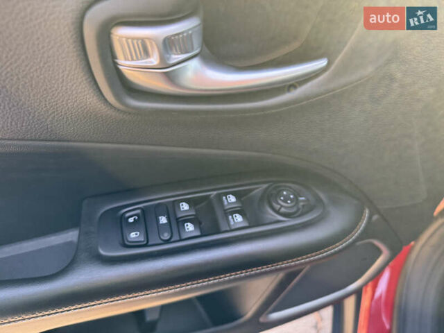 Красный Джип Компас, объемом двигателя 2.36 л и пробегом 111 тыс. км за 16900 $, фото 16 на Automoto.ua