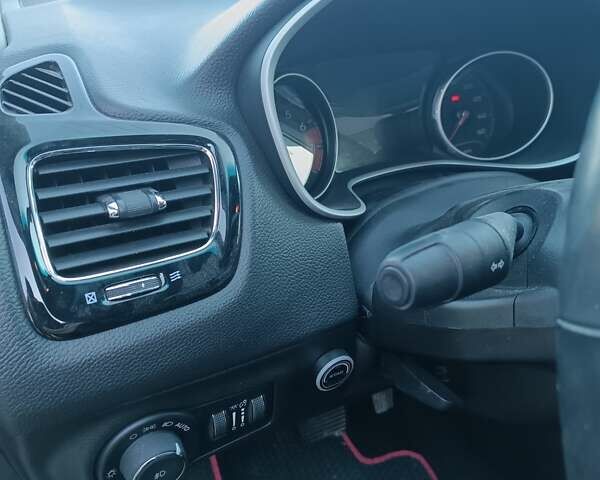 Красный Джип Компас, объемом двигателя 2.36 л и пробегом 98 тыс. км за 14800 $, фото 9 на Automoto.ua