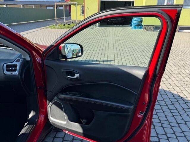 Красный Джип Компас, объемом двигателя 2.4 л и пробегом 120 тыс. км за 14500 $, фото 5 на Automoto.ua