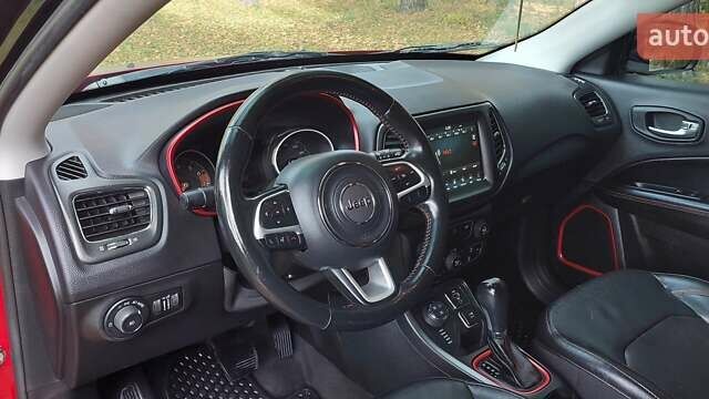 Джип Compass 2018 у Дубно на Automoto.ua Червоний Джип Compass, об'ємом двигуна 2.4 л та пробігом 180 тис. км за 13300 $, фото 17 на Automoto.ua