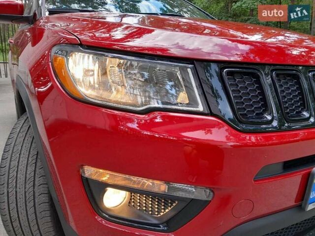 Красный Джип Компас, объемом двигателя 2.36 л и пробегом 73 тыс. км за 15950 $, фото 95 на Automoto.ua