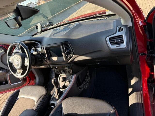 Красный Джип Компас, объемом двигателя 2.4 л и пробегом 120 тыс. км за 14500 $, фото 4 на Automoto.ua