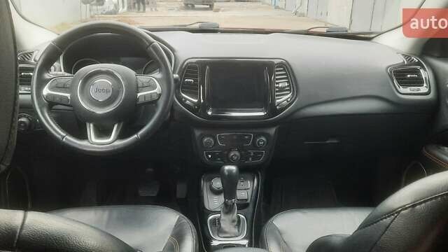 Красный Джип Компас, объемом двигателя 2.36 л и пробегом 150 тыс. км за 13900 $, фото 27 на Automoto.ua