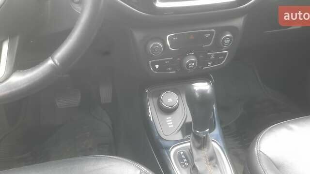 Красный Джип Компас, объемом двигателя 2.36 л и пробегом 150 тыс. км за 13800 $, фото 31 на Automoto.ua