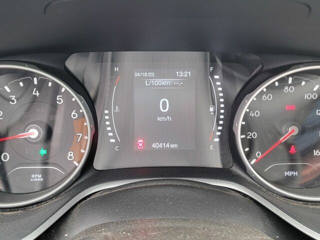 Червоний Джип Compass, об'ємом двигуна 2.36 л та пробігом 48 тис. км за 14100 $, фото 6 на Automoto.ua