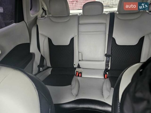 Красный Джип Компас, объемом двигателя 2.36 л и пробегом 164 тыс. км за 13500 $, фото 2 на Automoto.ua