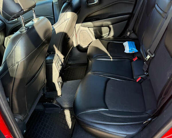 Красный Джип Компас, объемом двигателя 2.36 л и пробегом 120 тыс. км за 14000 $, фото 5 на Automoto.ua