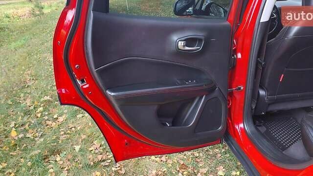 Джип Compass 2018 у Дубно на Automoto.ua Червоний Джип Compass, об'ємом двигуна 2.4 л та пробігом 180 тис. км за 13300 $, фото 18 на Automoto.ua