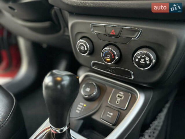 Красный Джип Компас, объемом двигателя 2.36 л и пробегом 119 тыс. км за 13999 $, фото 22 на Automoto.ua