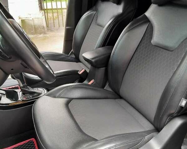 Красный Джип Компас, объемом двигателя 2.36 л и пробегом 73 тыс. км за 15950 $, фото 65 на Automoto.ua