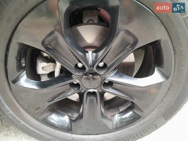 Красный Джип Компас, объемом двигателя 2.36 л и пробегом 73 тыс. км за 15950 $, фото 100 на Automoto.ua