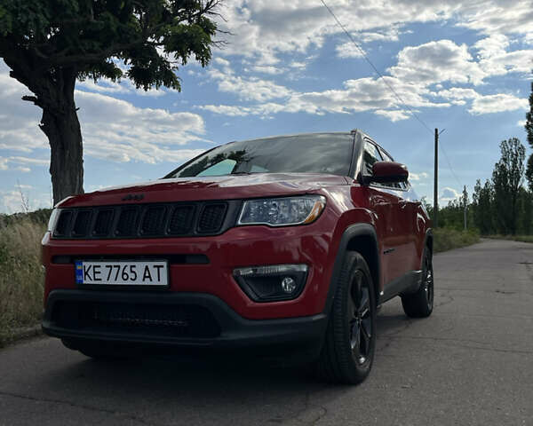 Червоний Джип Compass, об'ємом двигуна 2.36 л та пробігом 121 тис. км за 17000 $, фото 1 на Automoto.ua