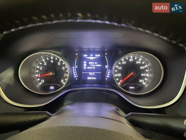 Червоний Джип Compass, об'ємом двигуна 2.36 л та пробігом 89 тис. км за 14300 $, фото 6 на Automoto.ua