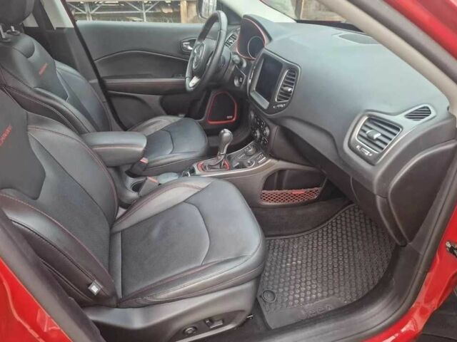 Красный Джип Компас, объемом двигателя 0 л и пробегом 72 тыс. км за 10100 $, фото 15 на Automoto.ua