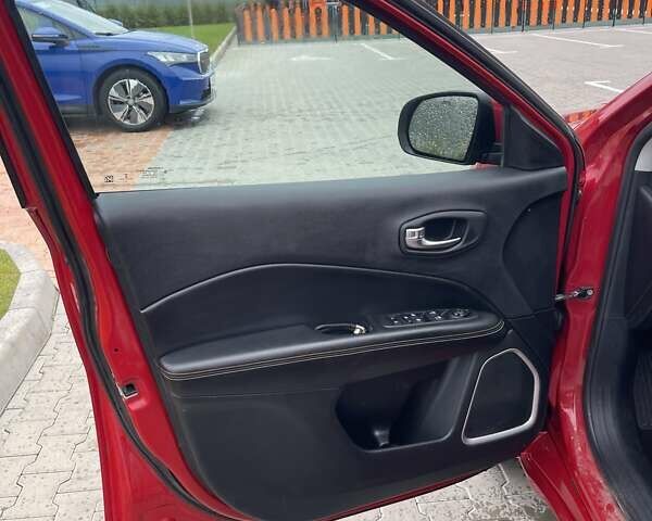 Красный Джип Компас, объемом двигателя 2.36 л и пробегом 82 тыс. км за 15100 $, фото 21 на Automoto.ua