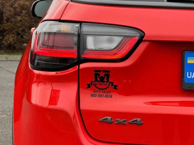 Красный Джип Компас, объемом двигателя 0 л и пробегом 144 тыс. км за 14600 $, фото 4 на Automoto.ua