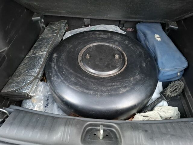 Червоний Джип Compass, об'ємом двигуна 2.4 л та пробігом 61 тис. км за 16000 $, фото 7 на Automoto.ua