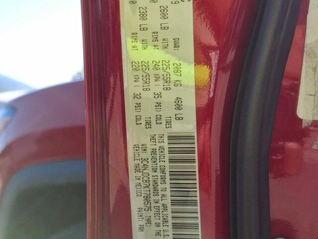 Красный Джип Компас, объемом двигателя 2.4 л и пробегом 120 тыс. км за 14500 $, фото 4 на Automoto.ua