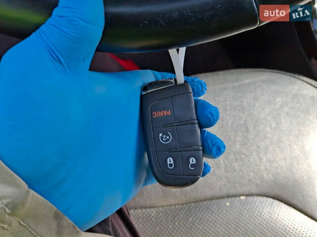 Красный Джип Компас, объемом двигателя 2.4 л и пробегом 120 тыс. км за 14000 $, фото 11 на Automoto.ua