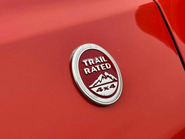 Красный Джип Компас, объемом двигателя 0 л и пробегом 144 тыс. км за 14600 $, фото 2 на Automoto.ua