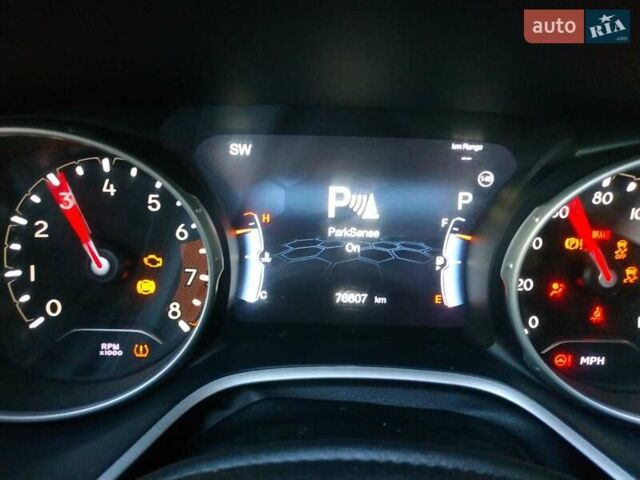 Червоний Джип Compass, об'ємом двигуна 2.36 л та пробігом 76 тис. км за 17500 $, фото 11 на Automoto.ua