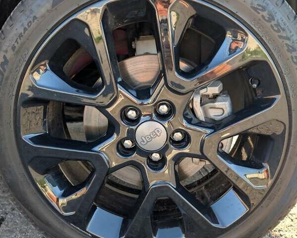 Червоний Джип Compass, об'ємом двигуна 2.36 л та пробігом 102 тис. км за 16200 $, фото 10 на Automoto.ua