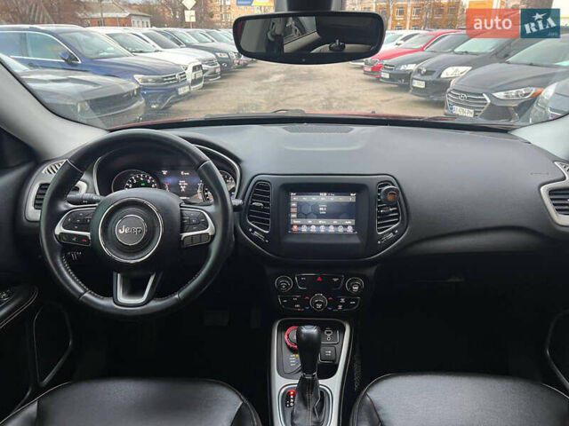 Червоний Джип Compass, об'ємом двигуна 2.4 л та пробігом 122 тис. км за 15900 $, фото 8 на Automoto.ua