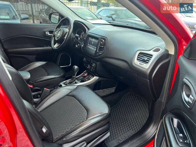 Червоний Джип Compass, об'ємом двигуна 2.4 л та пробігом 122 тис. км за 15900 $, фото 13 на Automoto.ua
