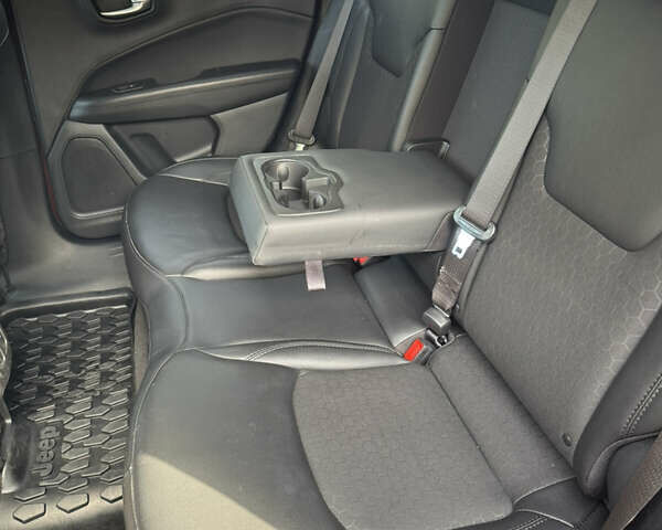 Красный Джип Компас, объемом двигателя 2.36 л и пробегом 88 тыс. км за 16800 $, фото 12 на Automoto.ua