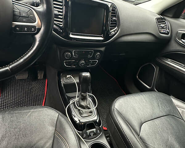 Красный Джип Компас, объемом двигателя 2.36 л и пробегом 142 тыс. км за 14300 $, фото 12 на Automoto.ua