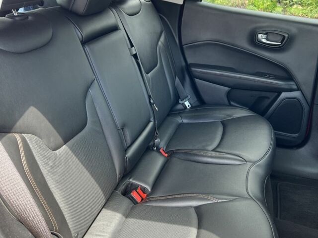 Джип Compass 2020 у Львові на Automoto.ua Червоний Джип Compass, об'ємом двигуна 2.4 л та пробігом 120 тис. км за 15900 $, фото 21 на Automoto.ua