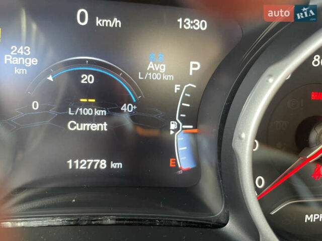 Червоний Джип Compass, об'ємом двигуна 2.4 л та пробігом 112 тис. км за 16900 $, фото 10 на Automoto.ua