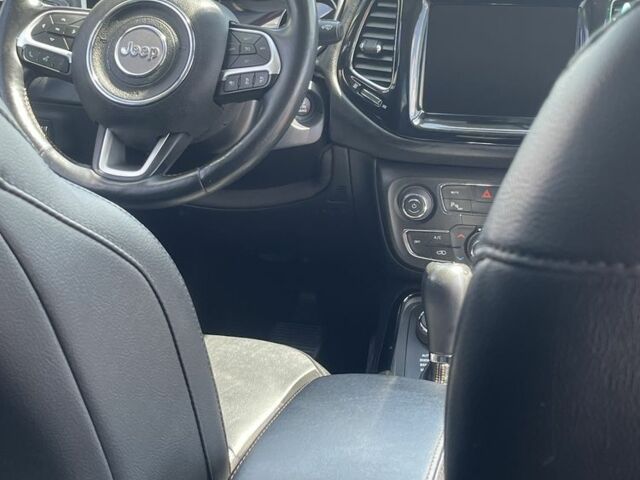 Джип Compass 2020 у Львові на Automoto.ua Червоний Джип Compass, об'ємом двигуна 2.4 л та пробігом 120 тис. км за 15900 $, фото 14 на Automoto.ua