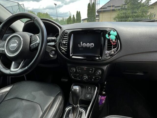 Джип Compass 2020 у Львові на Automoto.ua Червоний Джип Compass, об'ємом двигуна 2.4 л та пробігом 120 тис. км за 15900 $, фото 23 на Automoto.ua